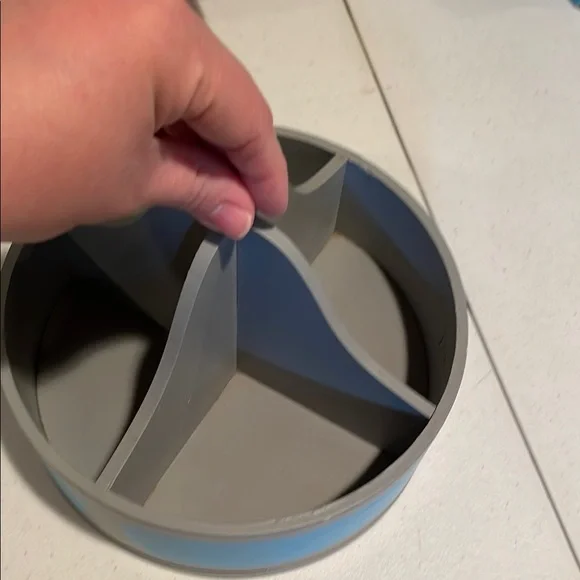 Gray and Blue Rotating Organizer - Picture 6 of 11